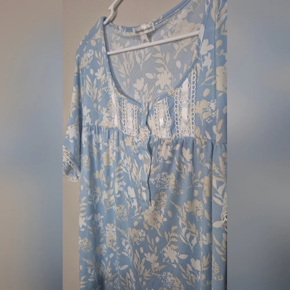 Floral Blue Nightgown Size 2X - Picture 2 of 11